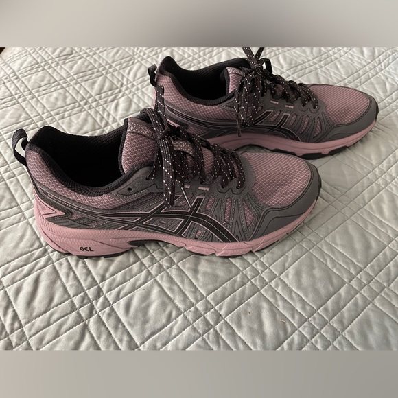 Asics running shoes size 8, pink (mauve) and grey - Picture 2 of 9